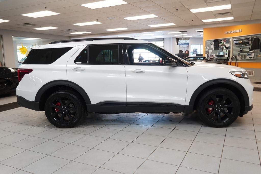 2024 Ford Explorer ST 4X4