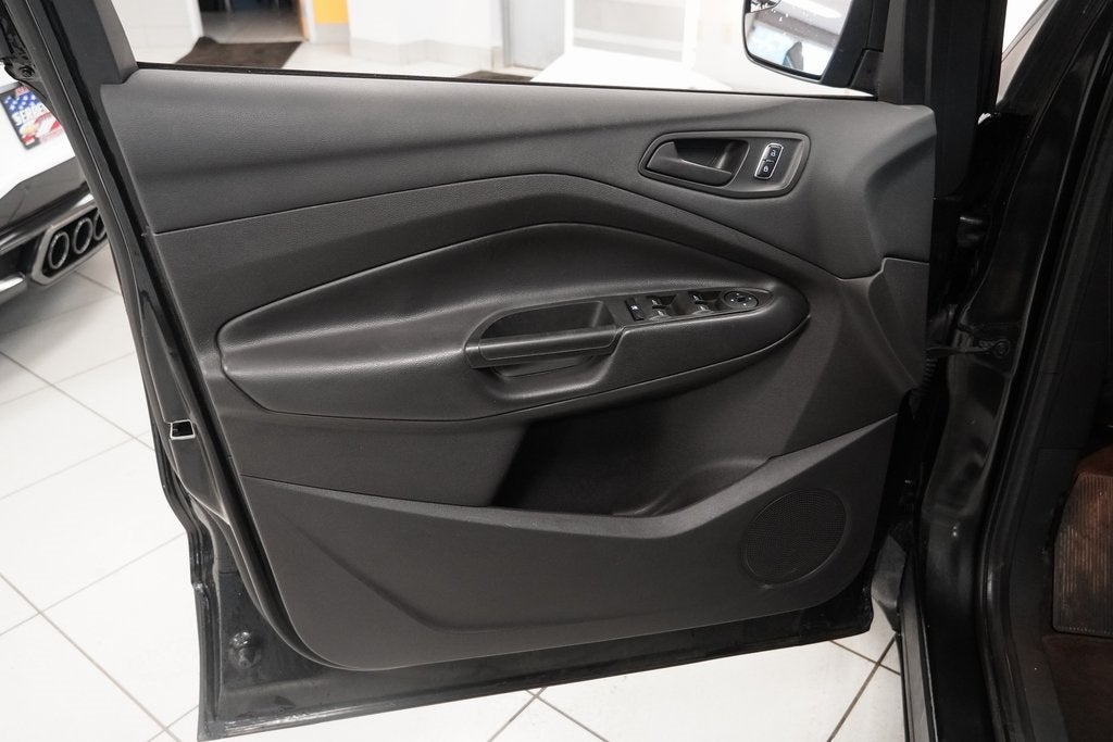 2015 Ford Escape S FWD