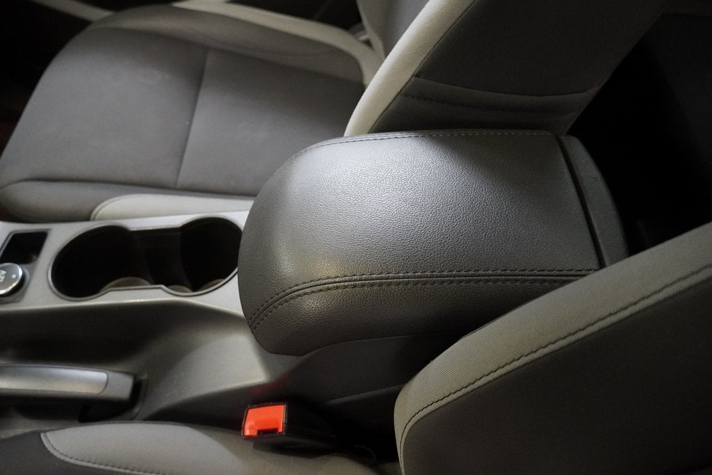 2015 Ford Escape S FWD