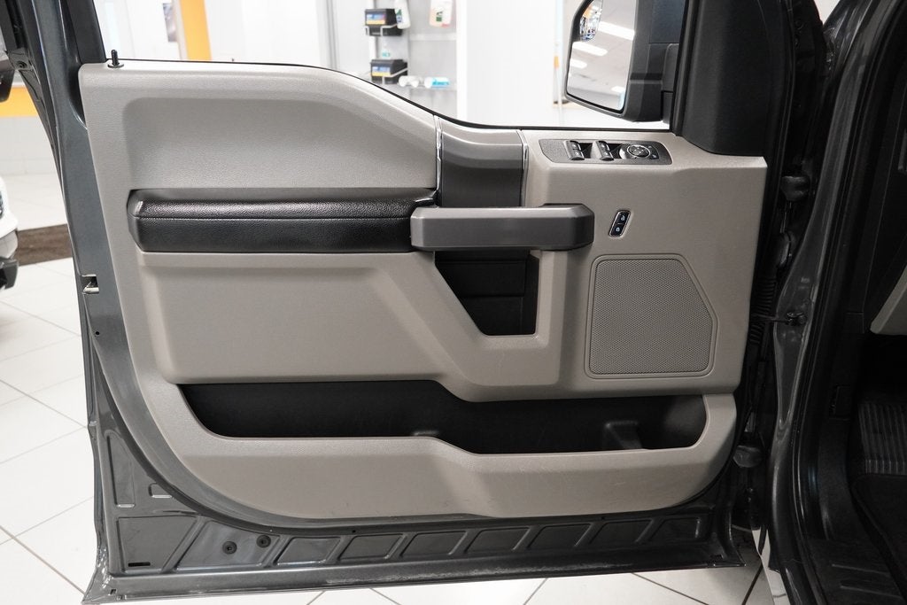 2019 Ford F-150 XLT CREW CAB 4X4