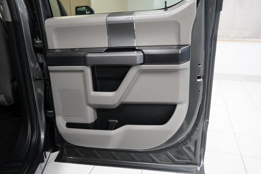 2019 Ford F-150 XLT CREW CAB 4X4