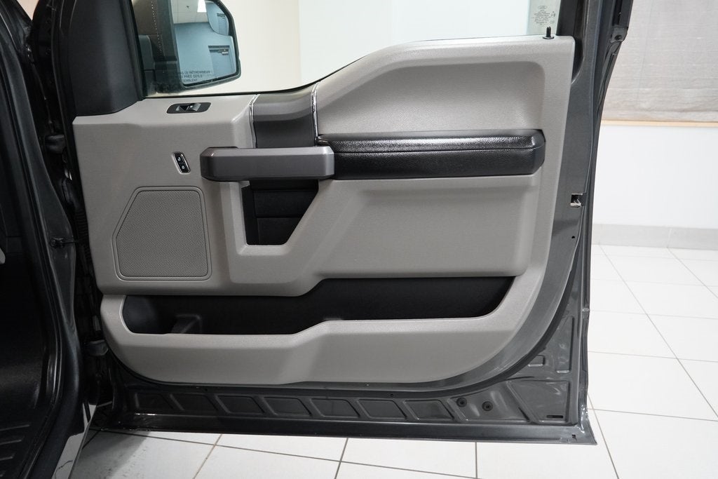 2019 Ford F-150 XLT CREW CAB 4X4