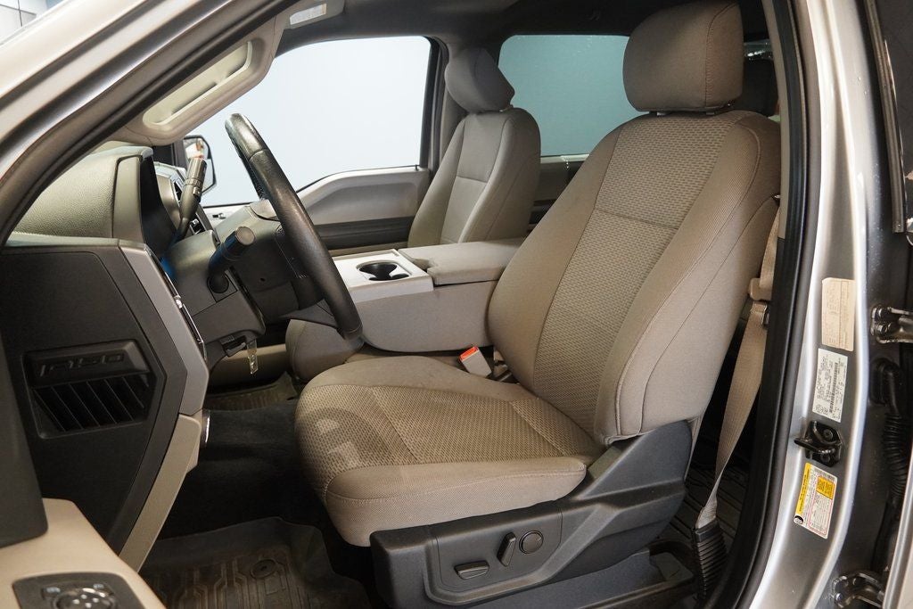 2020 Ford F-150 XLT 4WD CREW CAB