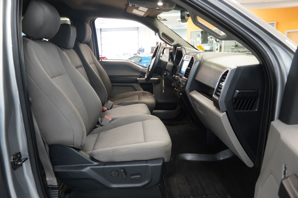 2020 Ford F-150 XLT 4WD CREW CAB