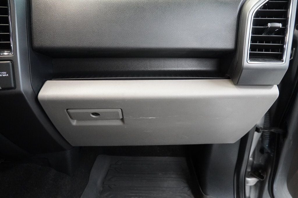 2020 Ford F-150 XLT 4WD CREW CAB