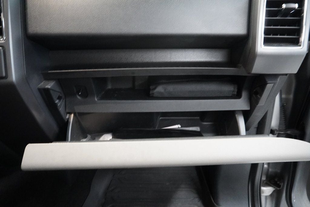 2020 Ford F-150 XLT 4WD CREW CAB