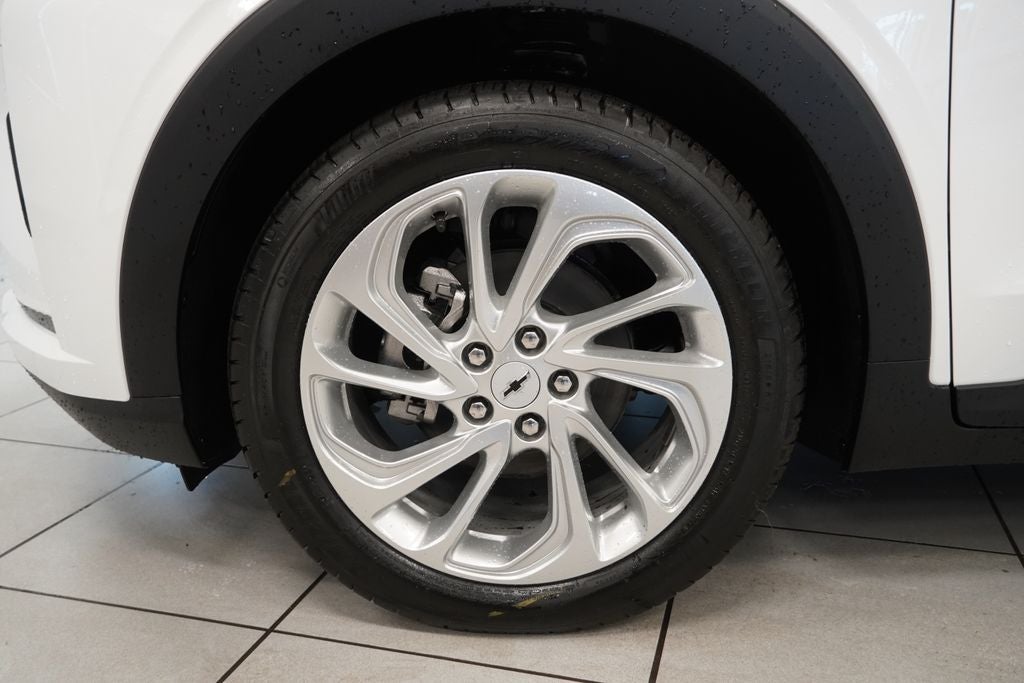 2027 Chevrolet Bolt EV LT