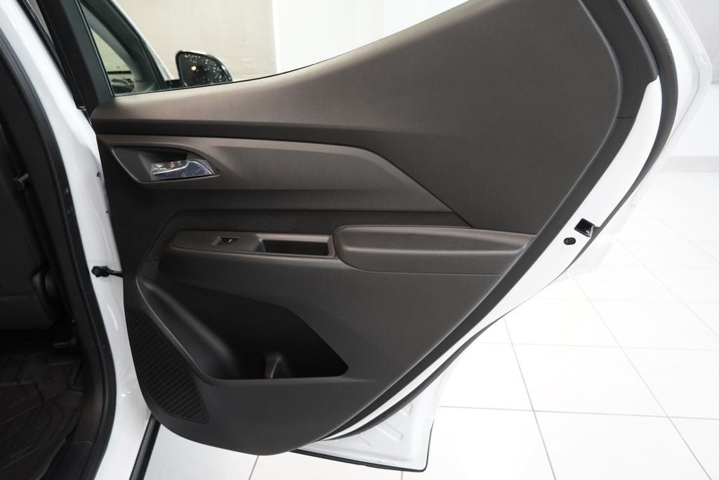 2027 Chevrolet Bolt EV LT