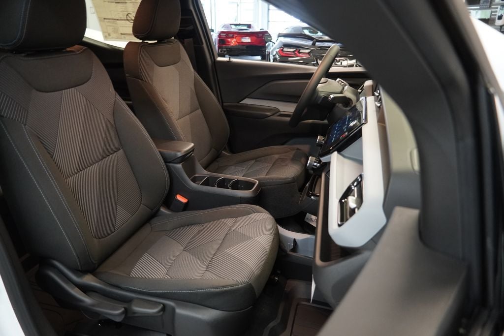 2027 Chevrolet Bolt EV LT