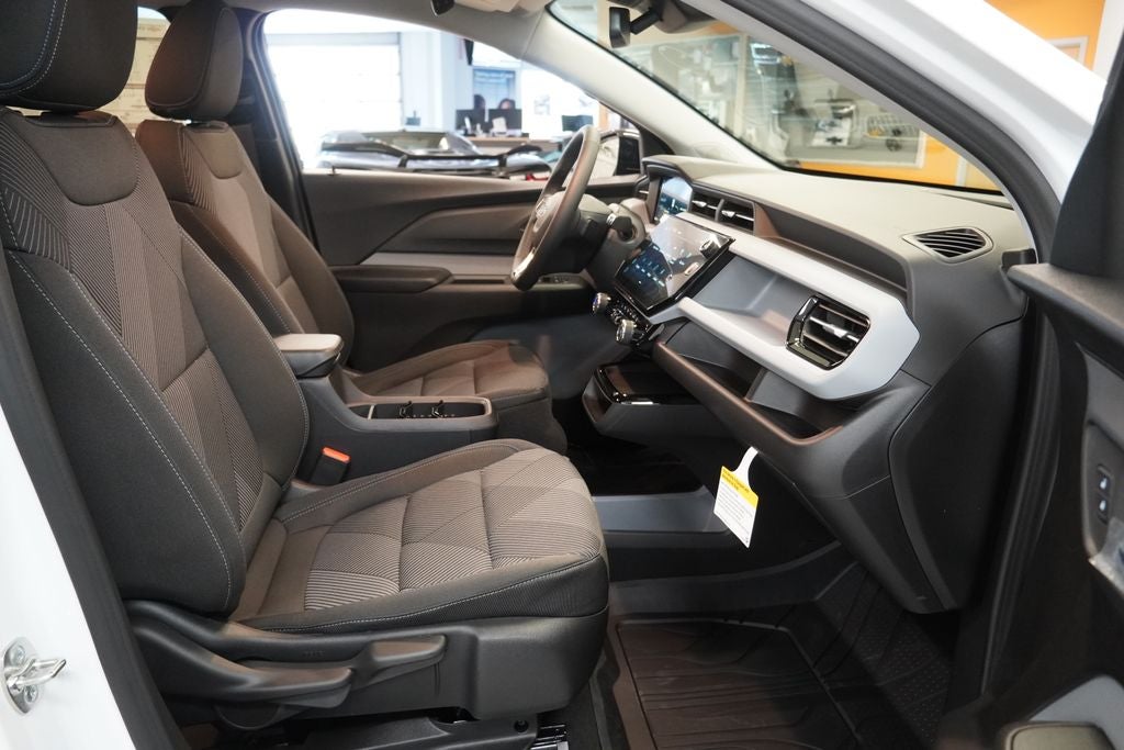 2027 Chevrolet Bolt EV LT
