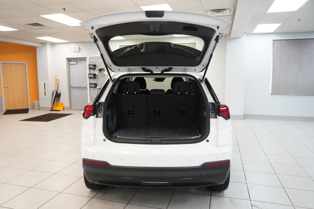 2027 Chevrolet Bolt EV LT