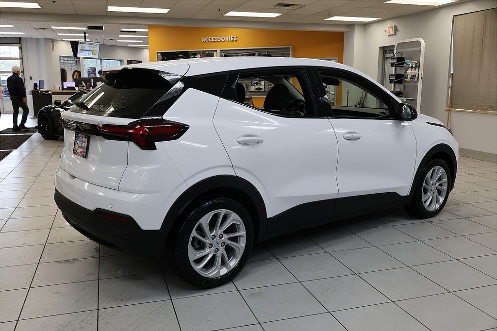 2027 Chevrolet Bolt EV LT