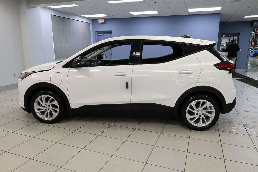 2027 Chevrolet Bolt EV LT