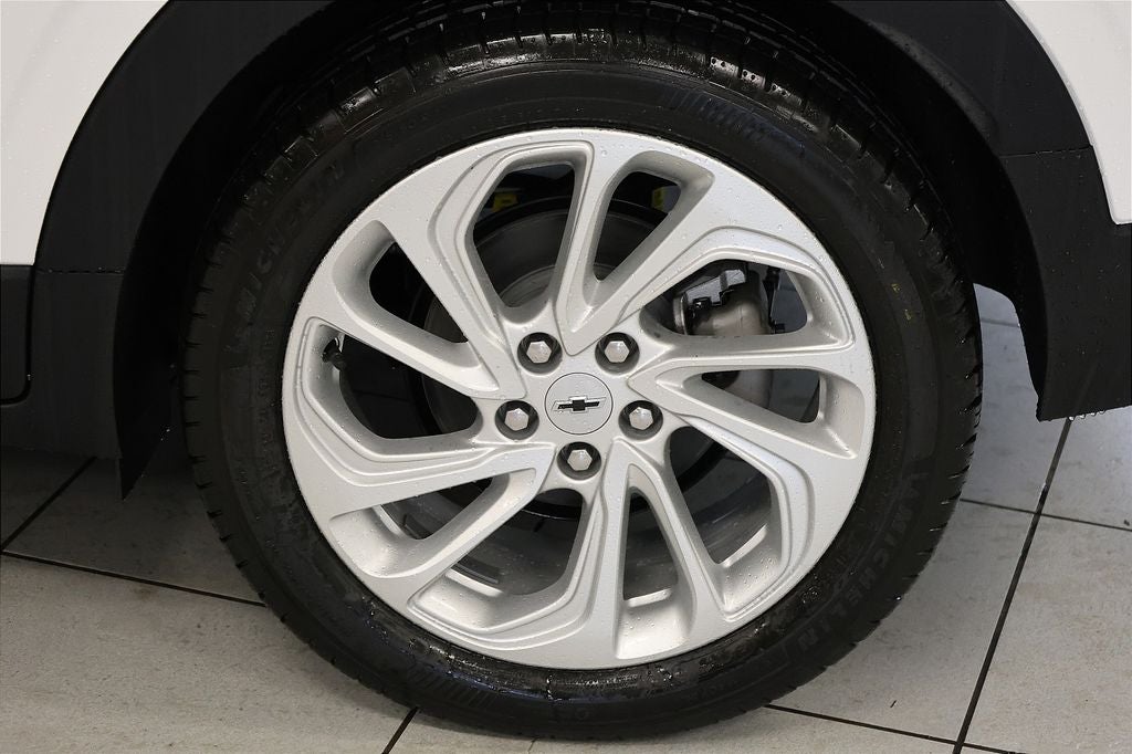 2027 Chevrolet Bolt EV LT