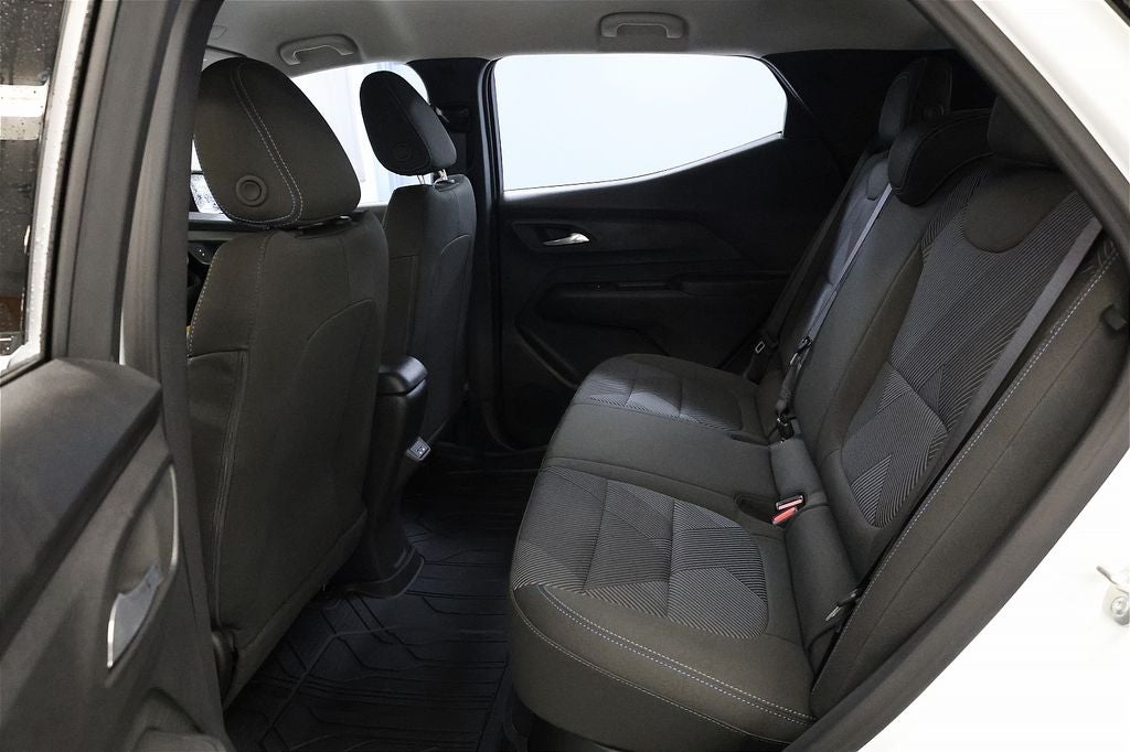2027 Chevrolet Bolt EV LT
