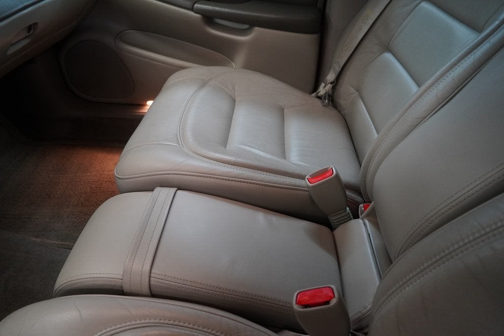 2000 Cadillac DeVille Base