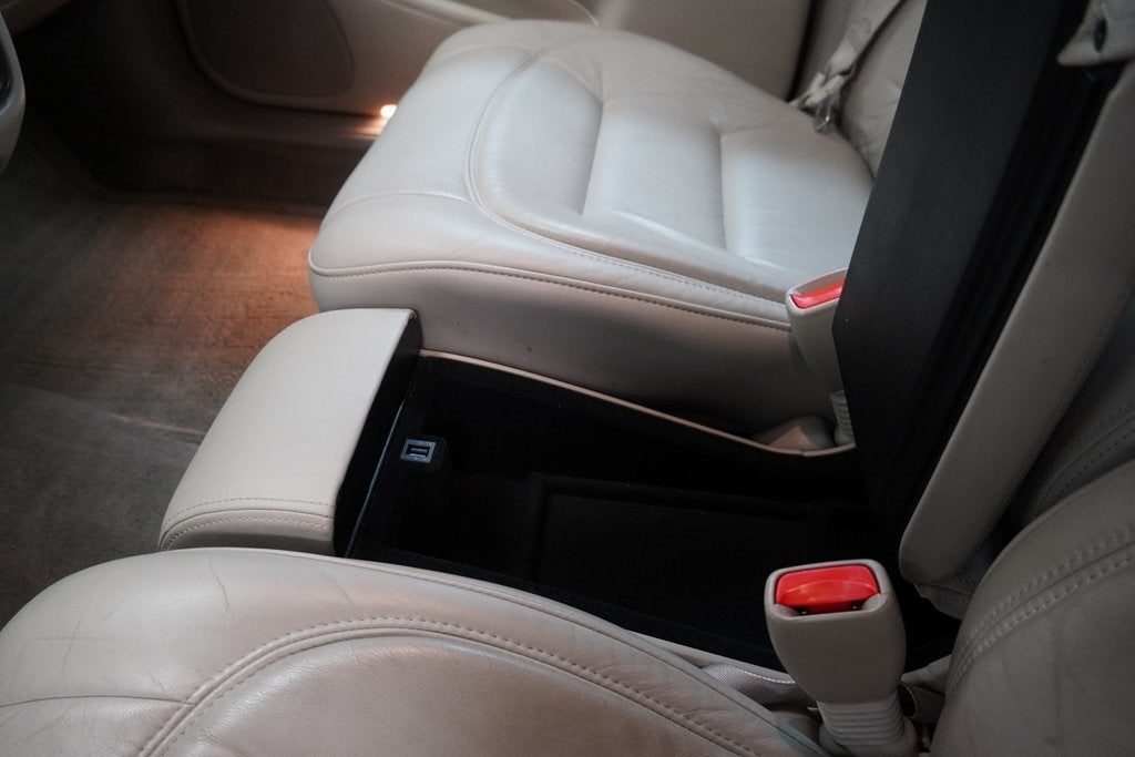2000 Cadillac DeVille Base