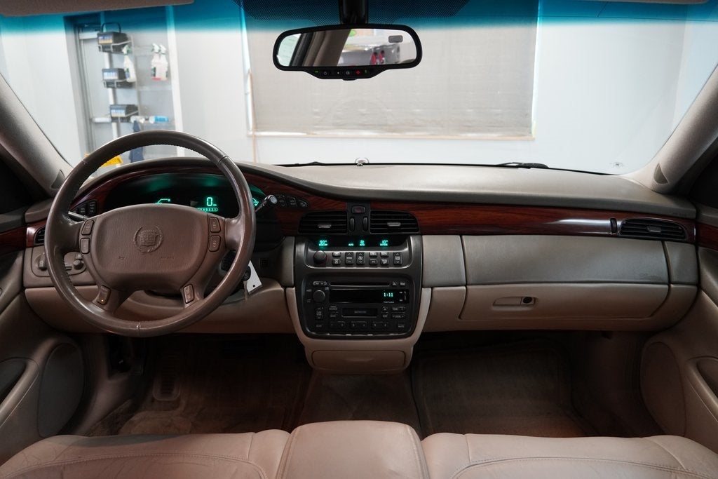 2000 Cadillac DeVille Base