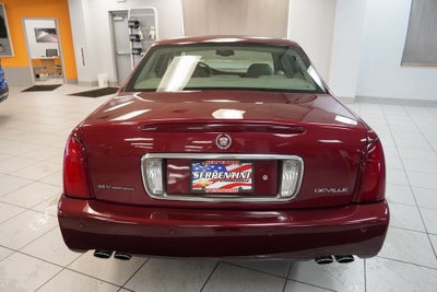 2000 Cadillac DeVille Base