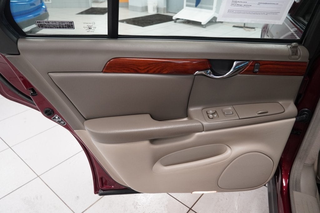 2000 Cadillac DeVille Base