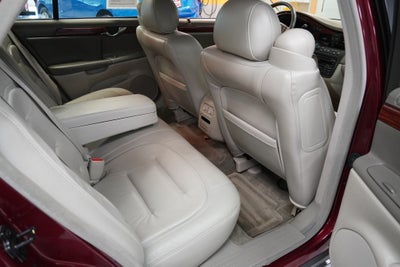 2000 Cadillac DeVille Base
