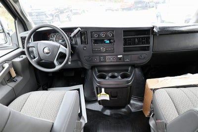 2025 Chevrolet Express 3500 Work Van Cutaway