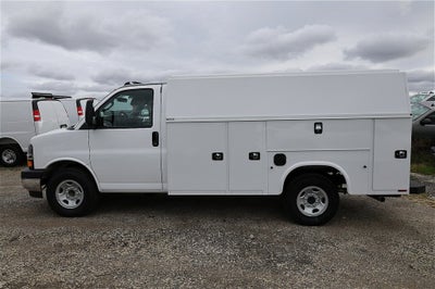 2025 Chevrolet Express 3500 Work Van Cutaway