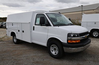 2025 Chevrolet Express 3500 Work Van Cutaway