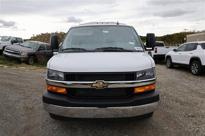 2025 Chevrolet Express 3500 Work Van Cutaway