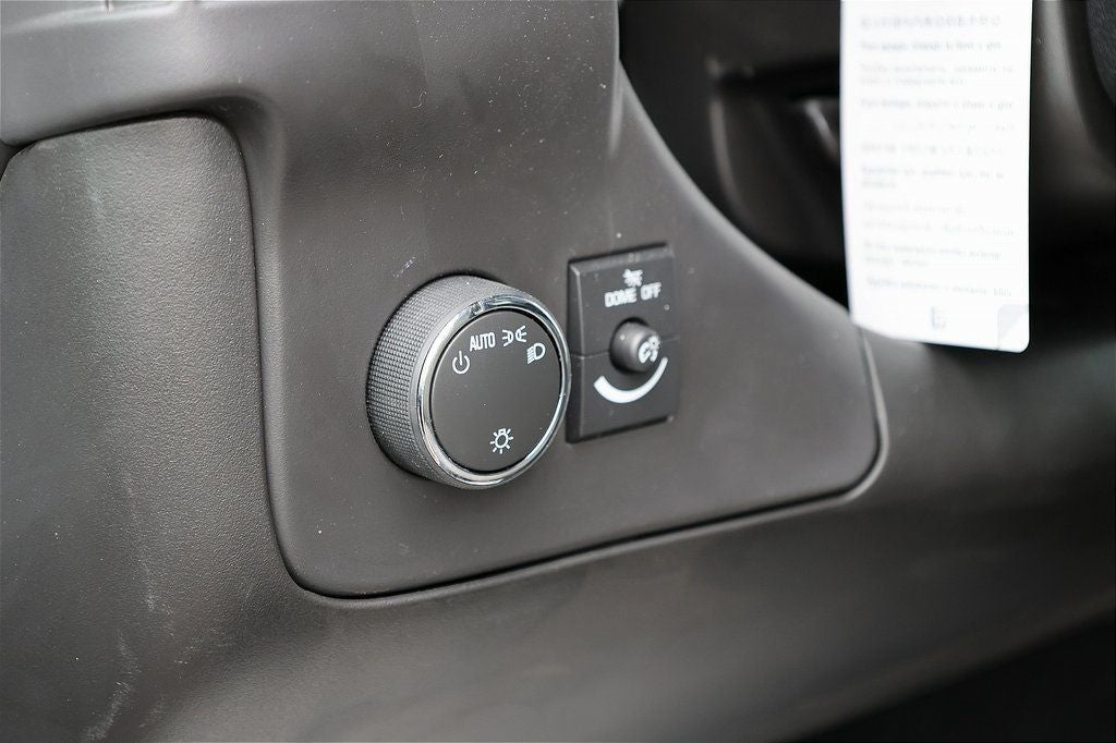 2025 Chevrolet Express 3500 Work Van Cutaway