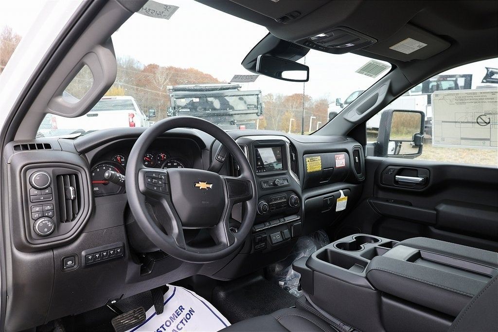 2025 Chevrolet Silverado 3500HD Work Truck