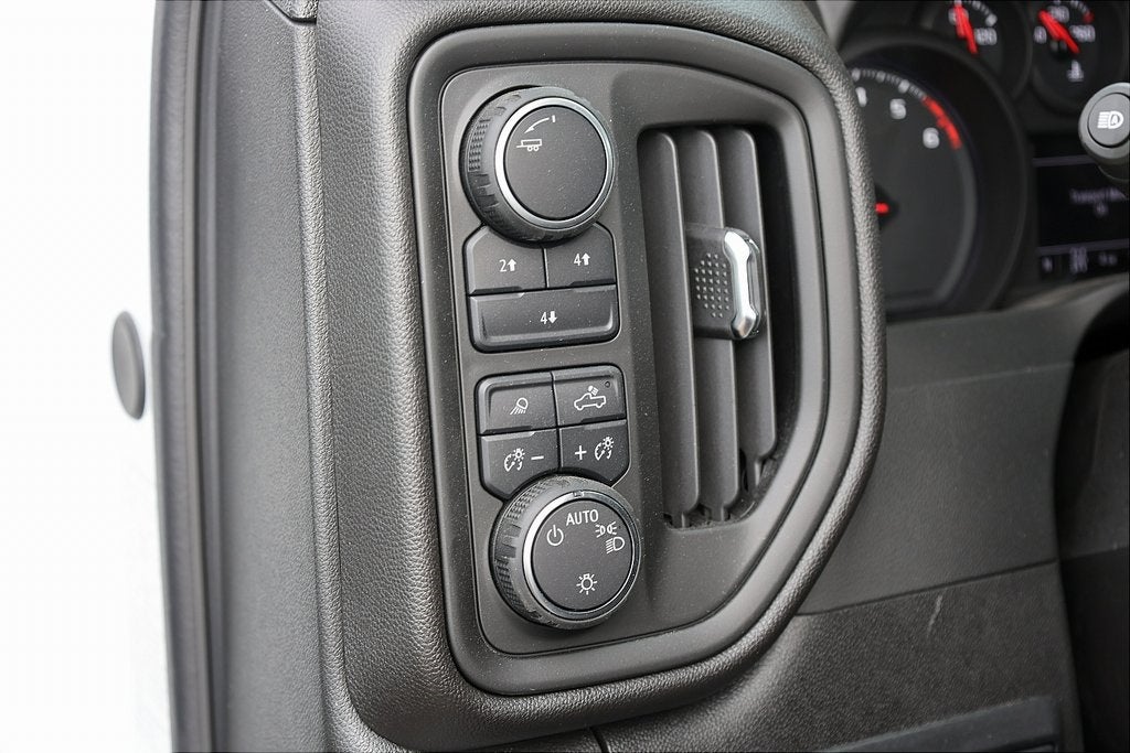 2025 Chevrolet Silverado 3500HD Work Truck