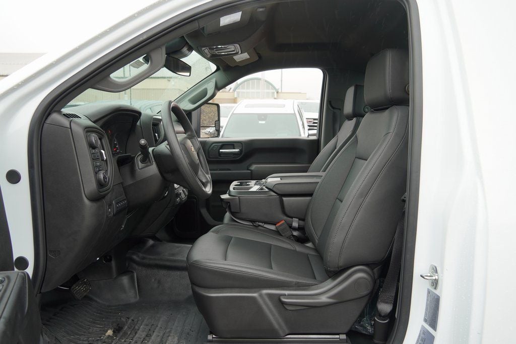 2025 Chevrolet Silverado 3500HD Work Truck