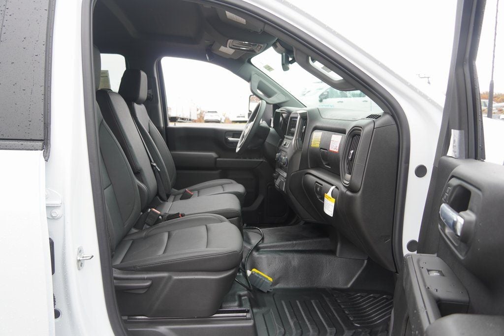 2025 Chevrolet Silverado 3500HD Work Truck