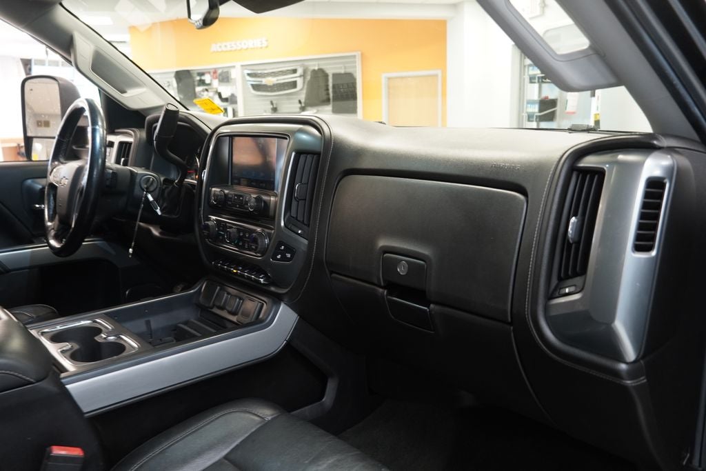 2015 Chevrolet Silverado 2500HD LTZ CREW CAB 4X4
