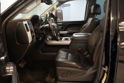 2015 Chevrolet Silverado 2500HD LTZ CREW CAB 4X4
