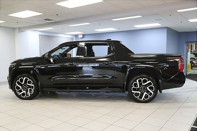 2024 Chevrolet Silverado EV RST