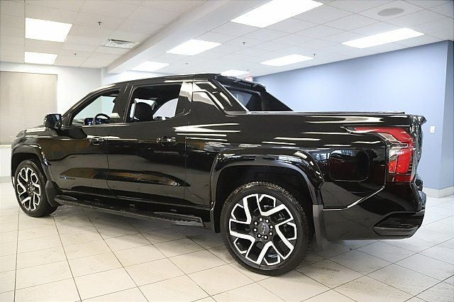 2024 Chevrolet Silverado EV RST