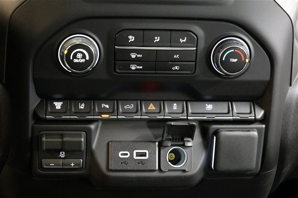 2026 Chevrolet Silverado 2500HD Custom