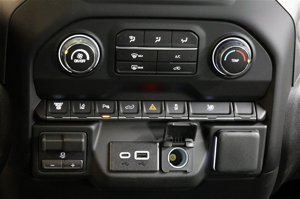 2026 Chevrolet Silverado 2500HD Custom