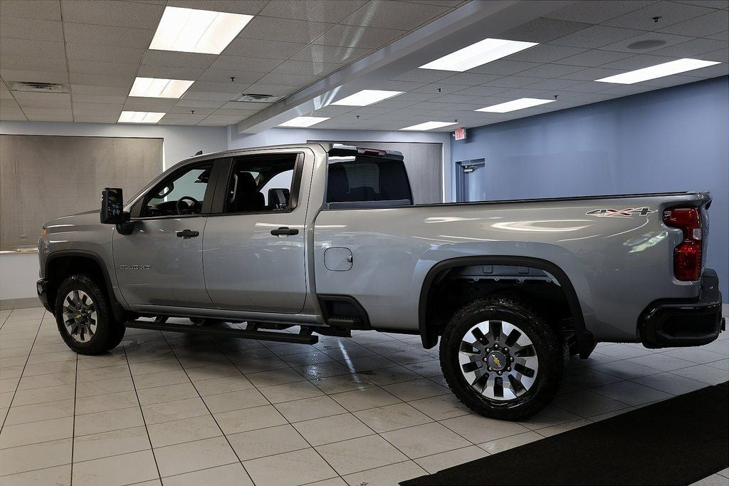 2026 Chevrolet Silverado 2500HD Custom