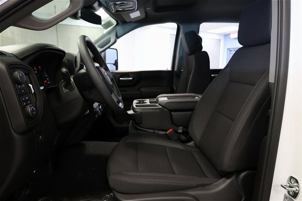 2026 Chevrolet Silverado 2500HD Custom