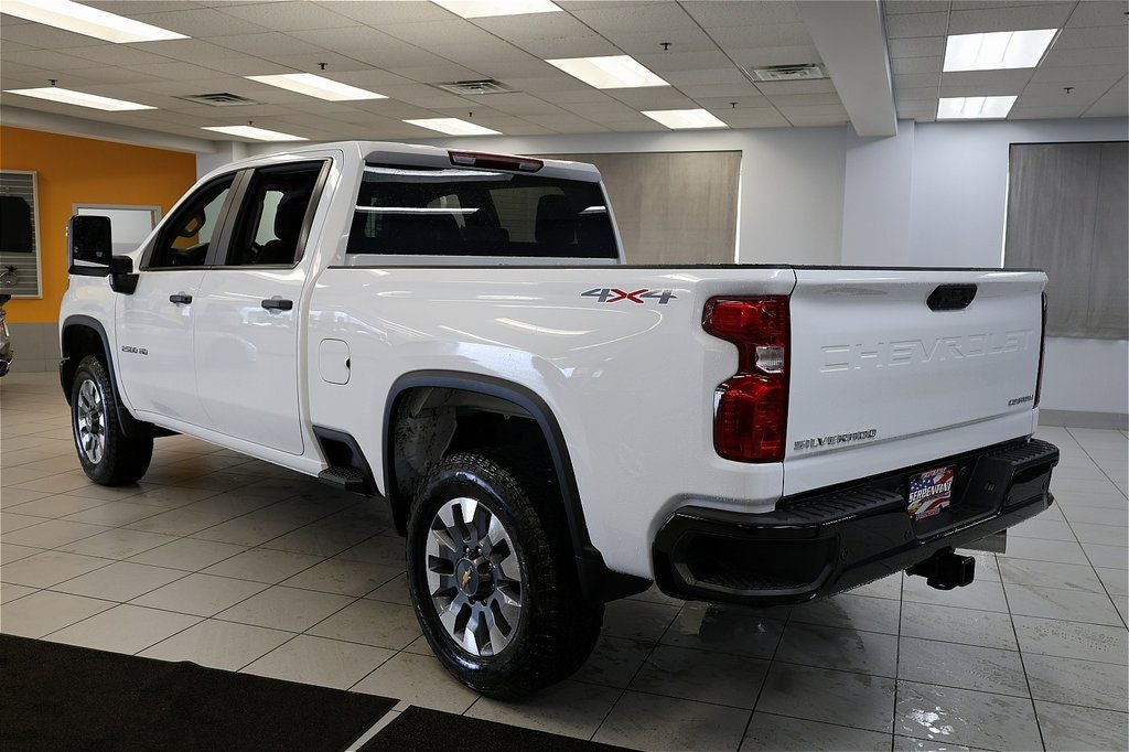 2026 Chevrolet Silverado 2500HD Custom