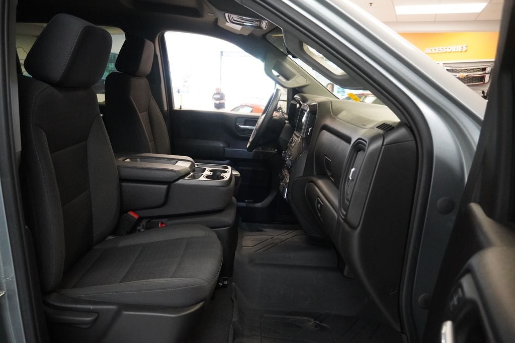 2024 Chevrolet Silverado 2500HD Custom CREW CAB 4X4