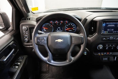 2022 Chevrolet Silverado 1500 Custom 4WD CREW CAB