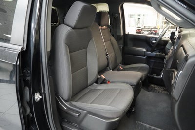 2022 Chevrolet Silverado 1500 Custom 4WD CREW CAB