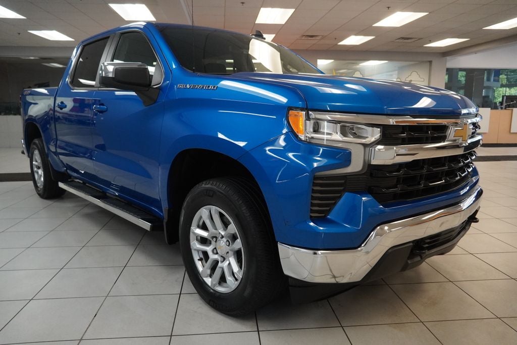2023 Chevrolet Silverado 1500 LT LT1 CREW CAB 4X4