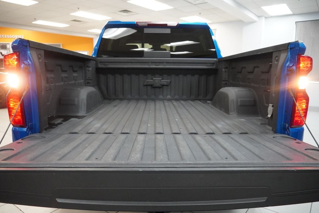 2023 Chevrolet Silverado 1500 LT LT1 CREW CAB 4X4