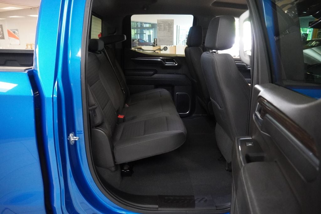 2023 Chevrolet Silverado 1500 LT LT1 CREW CAB 4X4