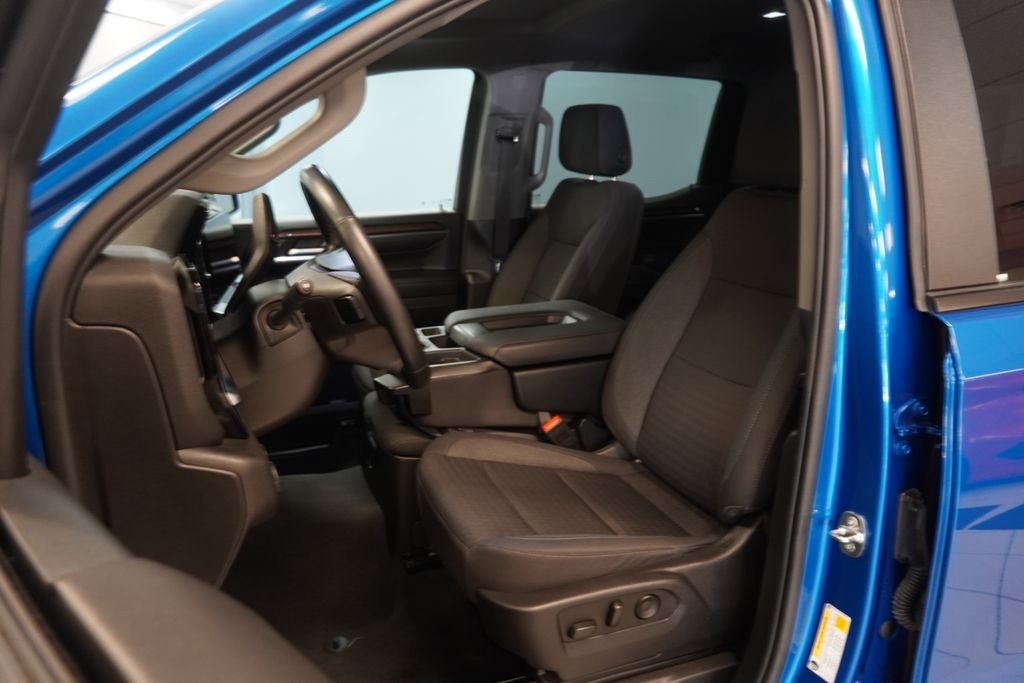 2023 Chevrolet Silverado 1500 LT LT1 CREW CAB 4X4